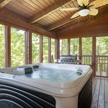 Dudley IV By Avantstay Cosy Cabin W Hot Tub Sweeping Views Pigeon Forge Exterior foto