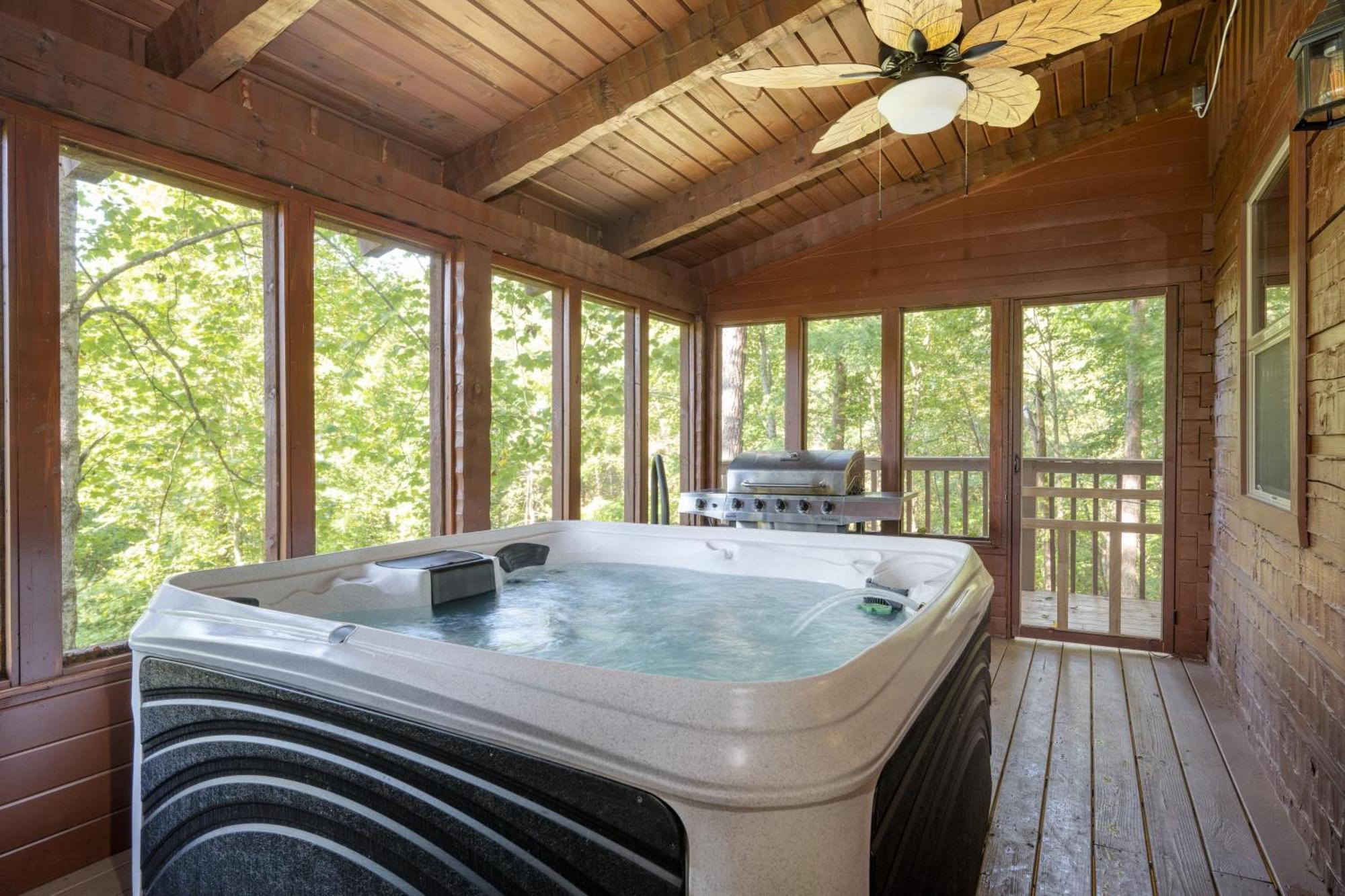 Dudley IV By Avantstay Cosy Cabin W Hot Tub Sweeping Views Pigeon Forge Exterior foto